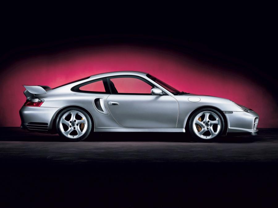  Porsche 911 GT2 2001 года  (фото 2 из 30)